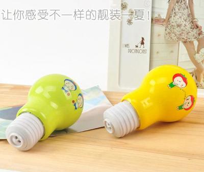 創(chuàng)尚燈泡迷你小風扇 禮品市場超級熱銷產品 創(chuàng)尚品質產品廠家直圖片_高清圖_細節(jié)圖-廣州市創(chuàng)尚日用品有限公司 -Hc360慧聰網